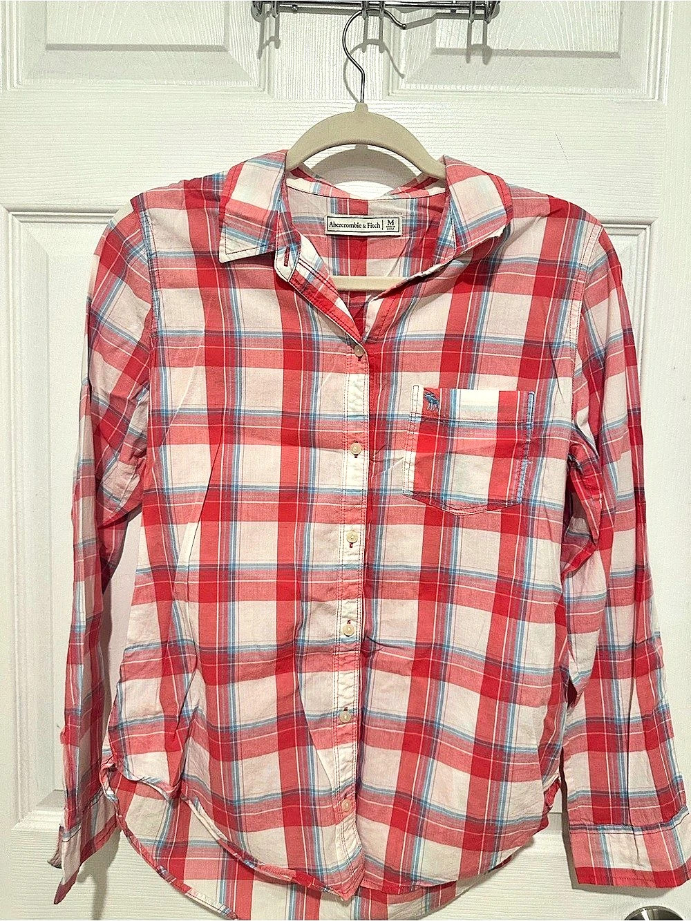 Abercrombie & Fitch Plaid Button Down in Red & White Size Medium Like New
